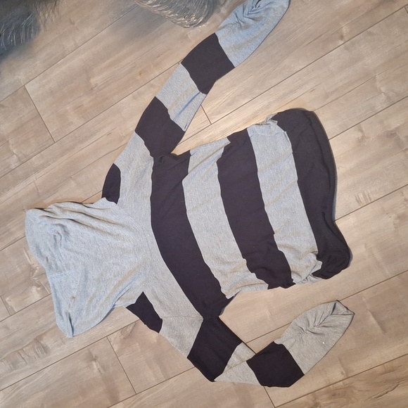 Turtle Neck - Picture 4 of 8